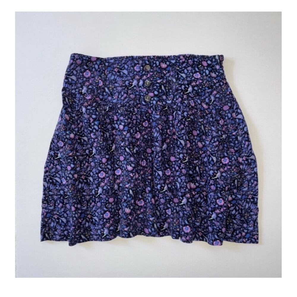AE - Floral / Bird Mini Skirt